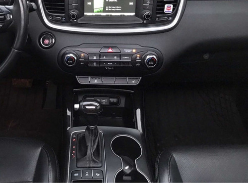 Imagen 6 de 9 de Kia Sorento 2016 3.3l Ex Pack Nav 7 Pas Mt