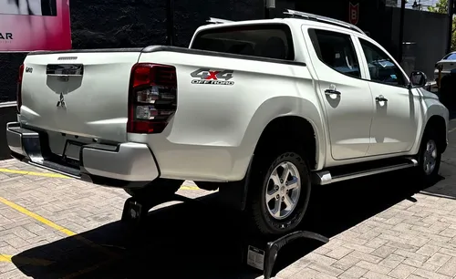 Mitsubishi L200 2.5 Di-d Cabina Doble 4x4 Mt