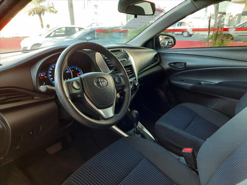 Imagem 9 de 12 de Yaris 1.5 16v Flex Sedan Xl Live Multidrive
