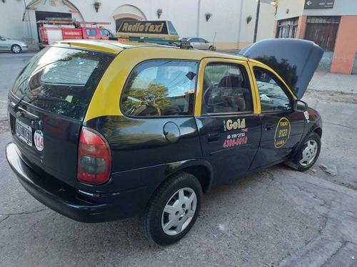 Chevrolet Classic 1.4 Ls Aa+da 2011