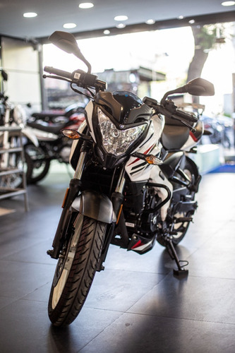 Imagen 8 de 25 de Bajaj Rouser Ns 200 San Justo ¡¡ Mejoramos Tu Presupuesto !