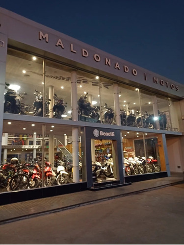 Bajaj Dominar 400 Maldonado Motos