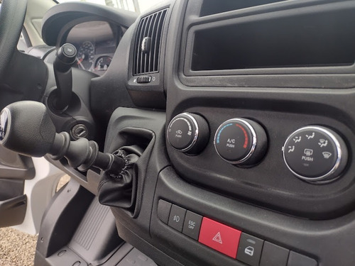 Imagem 13 de 15 de Fiat Ducato
