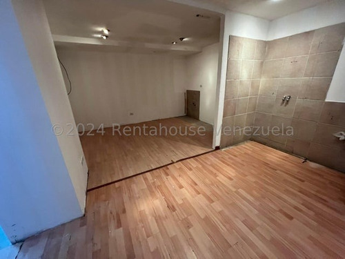 Ana Torres. Local Comercial En Venta 24-22288 En Chuao