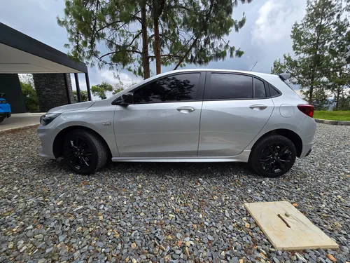 Chevrolet Onix 1.0T Rs Mt