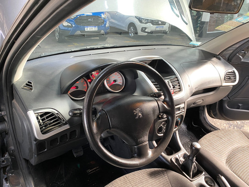 Peugeot 207 1.4 Active 75cv