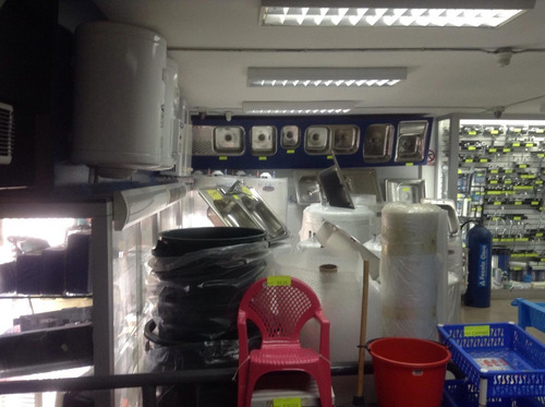 Imagen 3 de 14 de Venta De Fondo De Comercio Ferretería Eléctrico Electrónicos