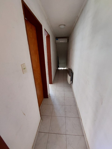 Casa De 4 Habitaciones Con Cochera + Todos Los Servicios