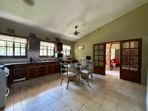 Venta Casa 3 Dorm Planta Baja Villa Belgrano Pileta Y Cochera