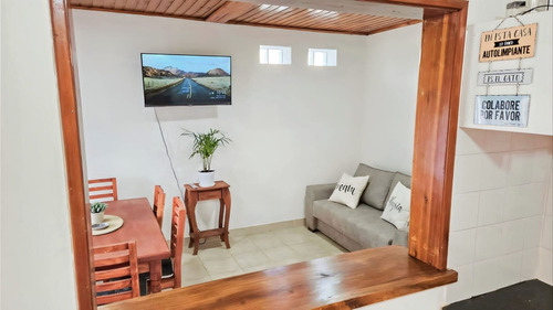 Casa En Esquel, 2 Habitaciones, Hasta 6 Pax, Excelente Ubic.