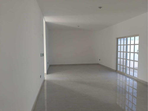 Casa En Venta En Los Arrayanes, Gómez Palacio, Durango