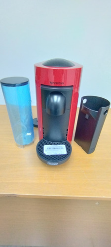 Cafetera Nespresso Vertuo Plus + Aeroccino  