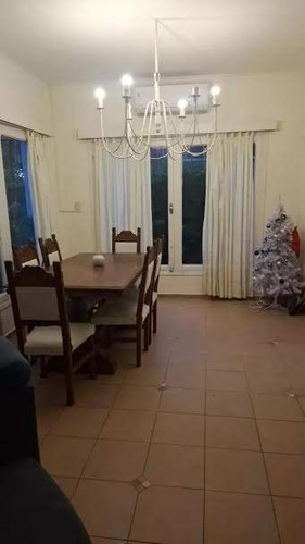 Alquiler Anual,casa 4 Dormitorios Playa Mansa Con Cochera