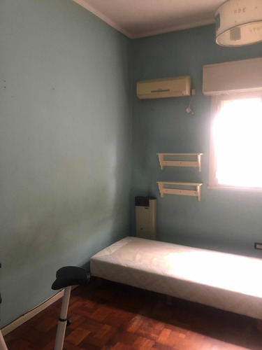 Casa En Venta 4 Ambientes Con Jardín Amplio, Pileta Y Cochera