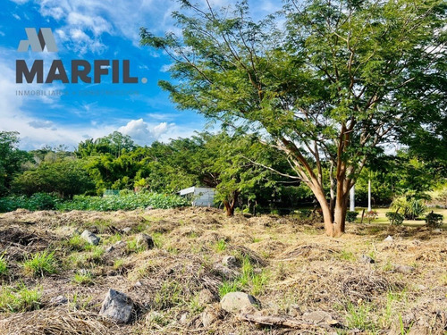 Terreno Campestre En Esquina En Venta En Colinas De La Joya El Chivato Colima