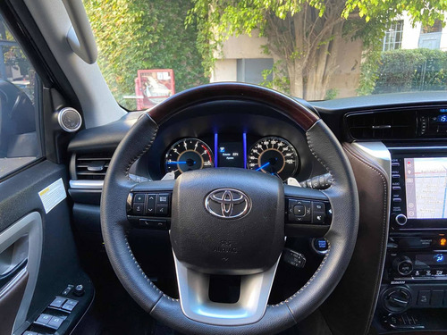 Toyota Sw4 2.8 Srx 177cv 4x4 7as At