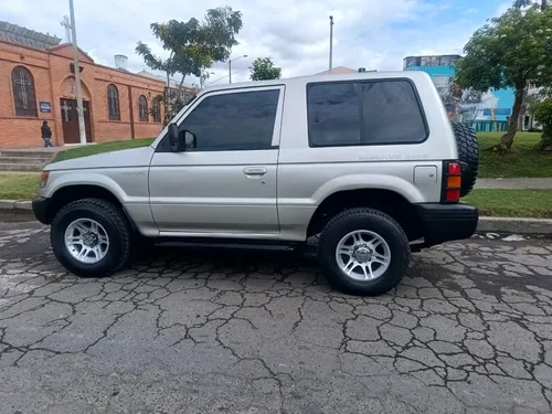 Mitsubishi Montero Mt 2400cc Aa 4x4