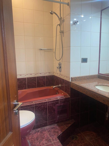 Se Vende Amplia Casa En Huertos Familiares