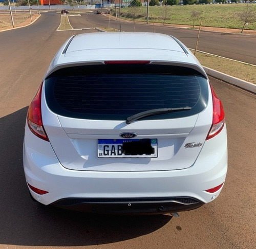 Imagem 5 de 11 de Ford Fiesta 1.6 Ti-vct Flex Sel Powershift