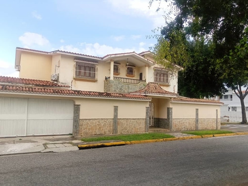 Venta Casa Valles De Camoruco Valencia