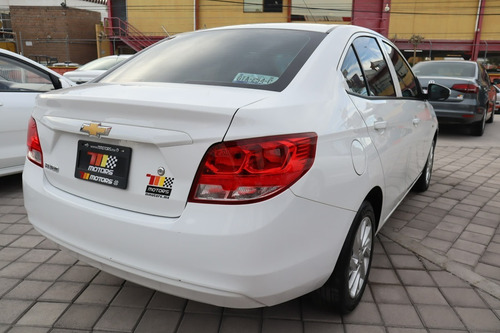 Imagen 4 de 15 de Chevrolet Aveo Lt Manual 2020