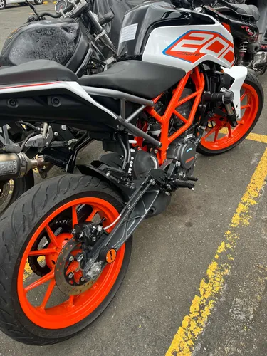 Ktm Duke 200 Wo ( 2024 )