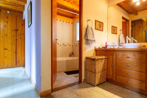 Casa 3 Dorm. San Martín De Los Andes B° Oasis Alto