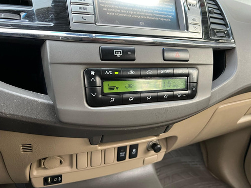 Toyota Hilux SW4 I/ SRV4X4