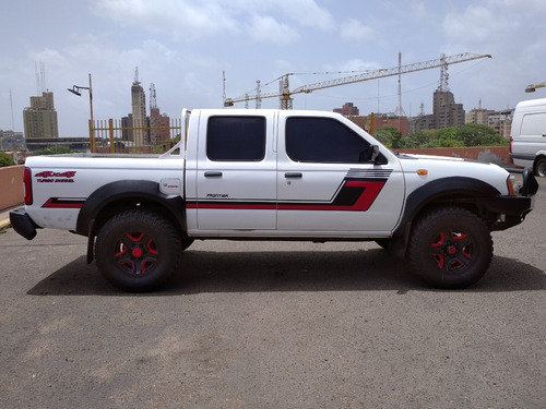 Imagen 7 de 14 de Nissan Frontier 4x4 Diesel - Sincronica