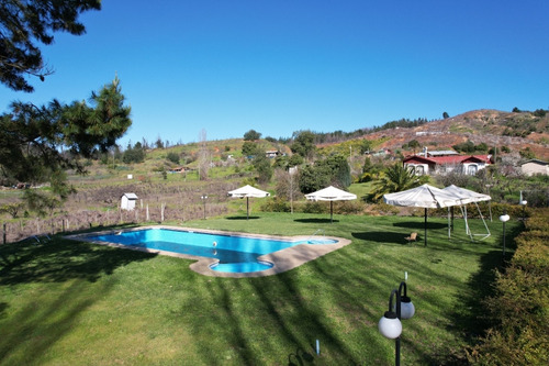 Parcela Con Casa Principal, Cabañas, Piscinas!!!! Quillón