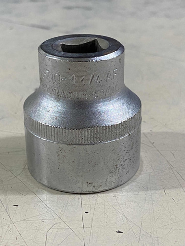 Dado 710 1 1/4 Acesa Chrome Vanadium De 12 Puntos Madespain