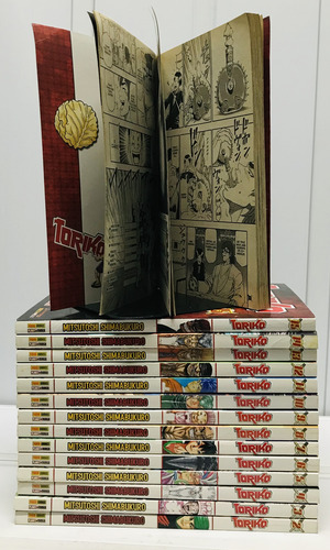 Coleção De Mangás - Toriko - Vols: 1 - 2 - 3 - 4 - 5 - 6 - 7 - 8 - 9 - 10 - 11 - 12 - 13 - 14 - 15 (Usado)