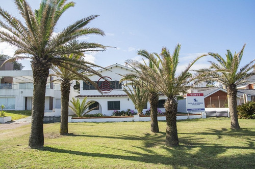 Imagen 2 de 23 de Importante Residencia Frente Al Mar - Punta Del Este San Rafael