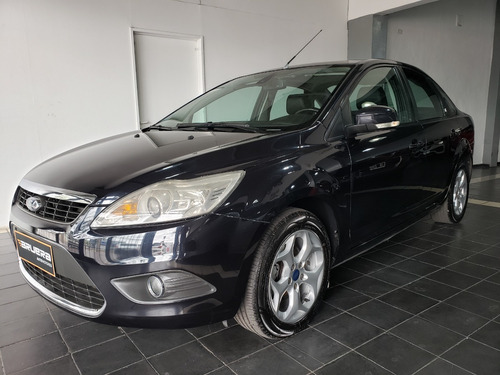 Ford Focus II 2.0 Exe Sedan Ghia At