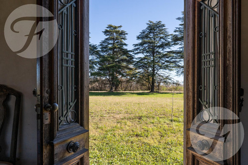 Venta De Chacra En San Pedro - Casa De 430 M2 - Gobernador Castro - Pecan Y Arboleda