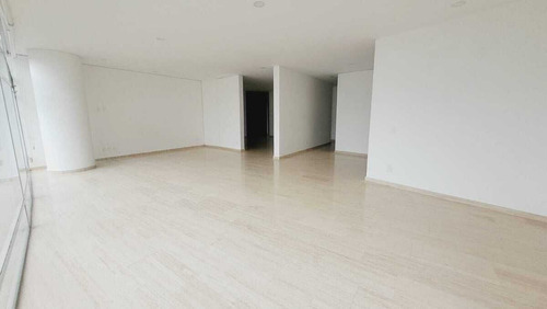 Departamento En Renta En Bosque Real