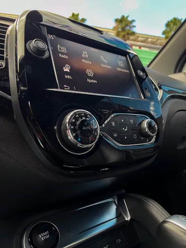 Renault Captur 1.3 T Iconic Cvt