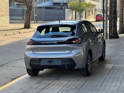 Peugeot 208 1.6 Feline Tiptronic