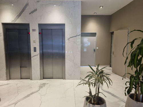 Moderno Y Amplio Monoambiente Con Amenities. Excelente Ubicacion!
