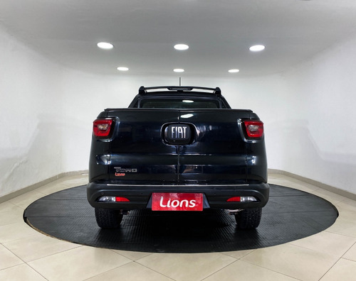 Imagem 5 de 20 de Fiat Toro