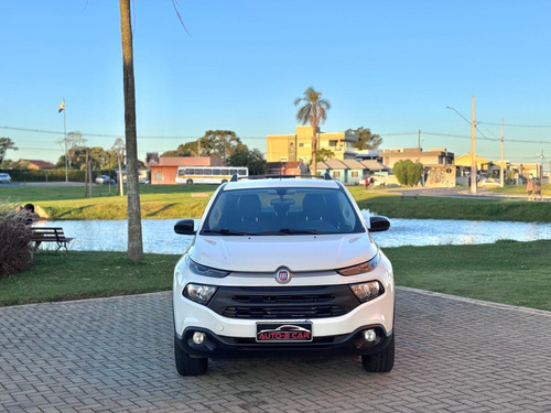 Fiat Toro 1.8 Endurance 16v Flex 4x2 Aut. 4p