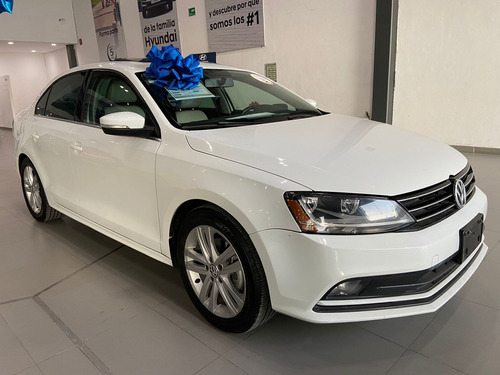 Imagen 4 de 15 de Volkswagen Jetta 2017 2.5 Sportline Tiptronic At