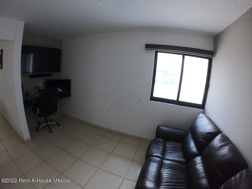 Imagen 10 de 20 de Renta Casa Con Vigilancia Y Terraza En Juriquilla Crb