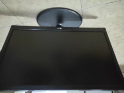  LG Monitor 19 