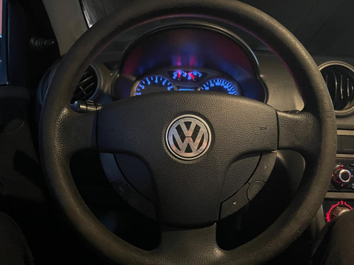 Volkswagen Voyage 1.6 Comfortline 101cv