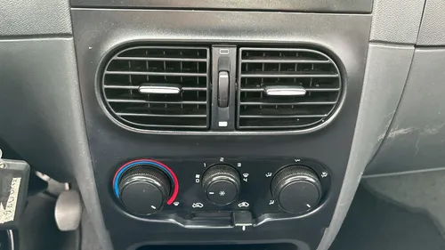 Ram 700 Express Pickup 2020