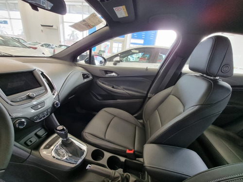 Imagen 13 de 21 de Chevrolet Cruze 1.4t 4p At .gl