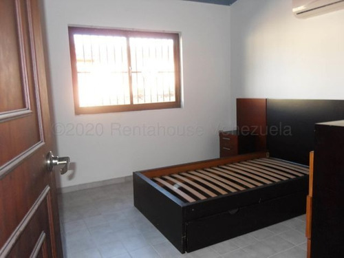 Imagen 10 de 15 de Leida Falcon Rentahouse Vende Casa En La Trigaleña Valencia 22-5113 Lf