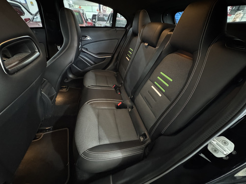 Mercedes-Benz Classe A 1.6 Turbo Flex 5p