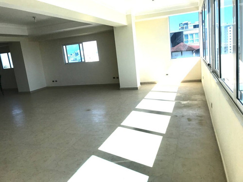 Imagen 10 de 21 de Pent-house En Alquiler En Urb. Real